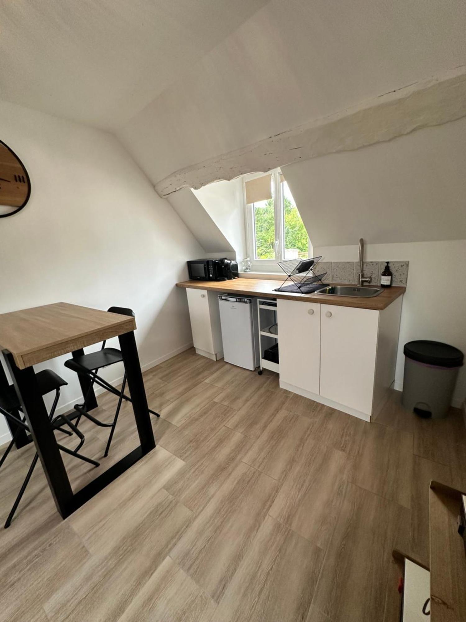 Appartements Pacy-Sur-Eure Esterno foto